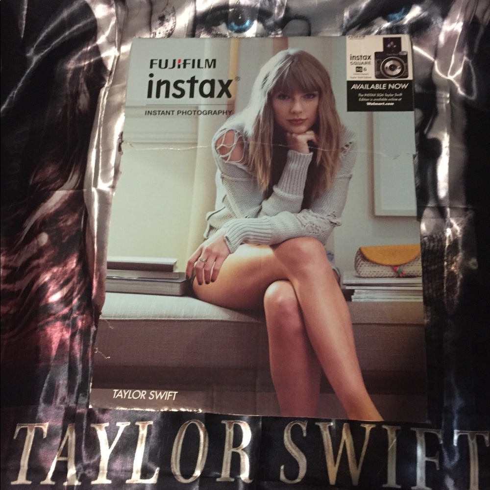 Taylor Swift Display *Limited Edition